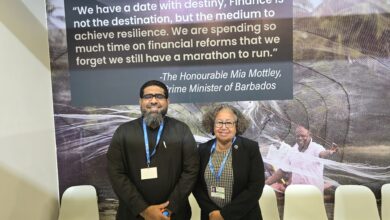 Photo of CARICOM Secretary-General engages with key figures in the margins of COP 29