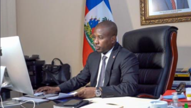 Photo of Remarks by the Outgoing Chairman – 24th COFCOR