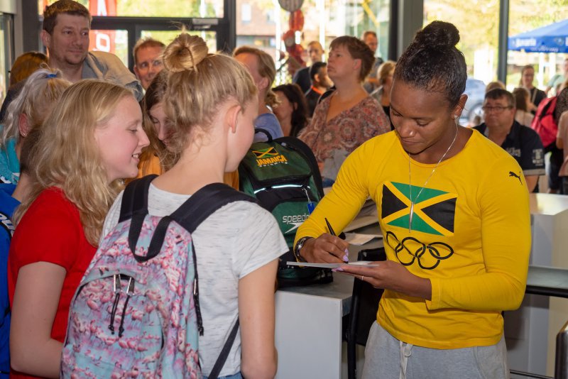 Photo of Jamaica’s Atkinson wins 50m breaststroke gold in Beijing
