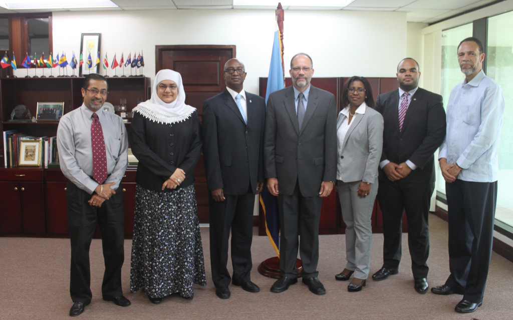 Photo of CARICOM SG meets Sint Maarten delegation on Associate Membership