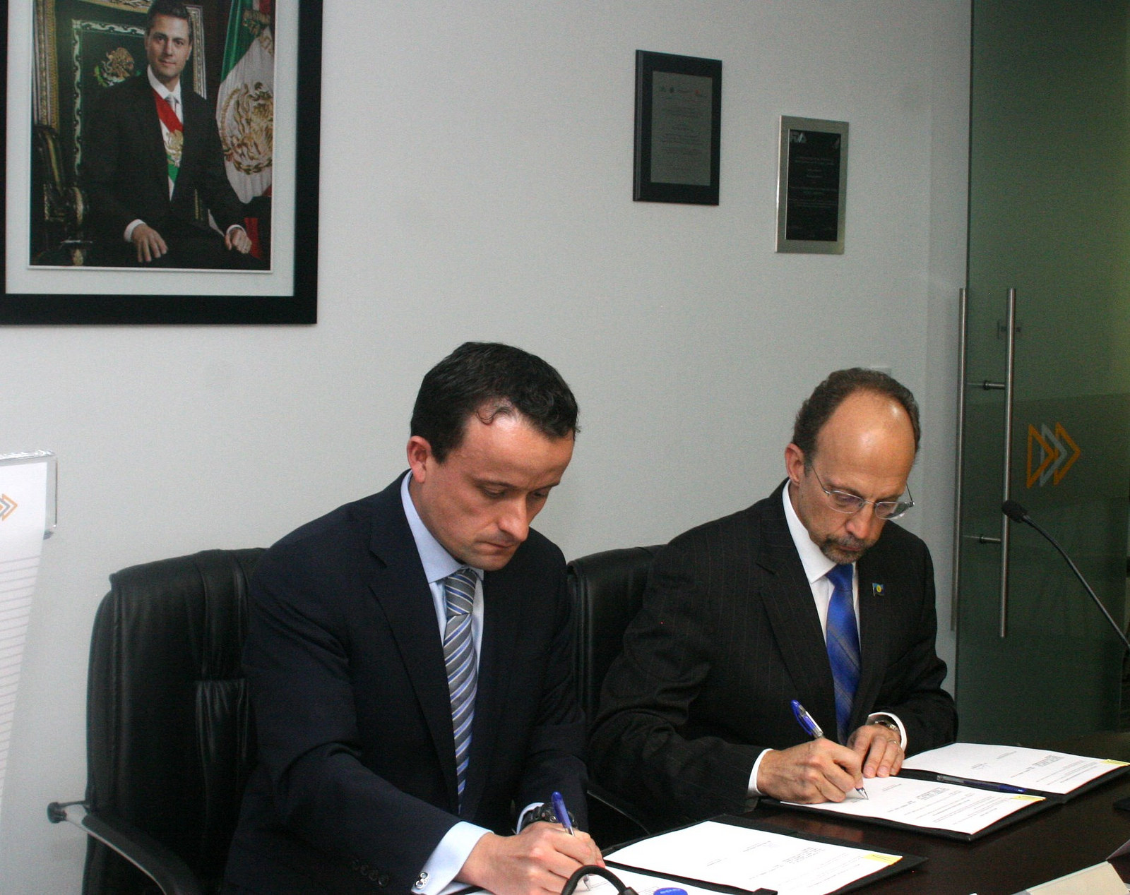 Photo of CARPHA and Mexico sign MOU to benefit 17 million Caribbean people