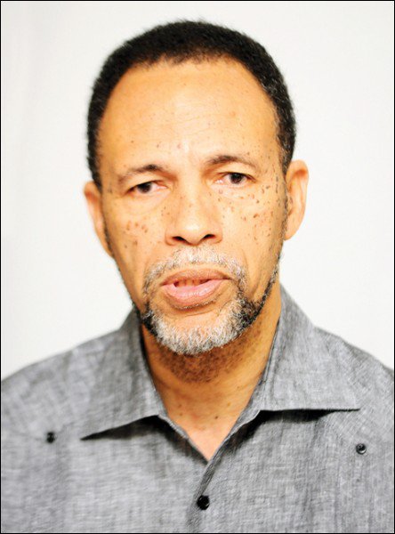 Photo of Remarks by Ambassador Colin Granderson, Assistant Secretary General Foreign and Community Relations, Caribbean Community (CARICOM) Secretariat    at the  closing ceremony CARIFESTA X1 25 August 2013, Paramaribo, Suriname