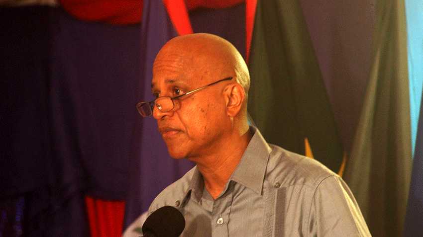 Photo of CARICOM must wage relentless campaign against threat to banking sector – PM Dean Barrow