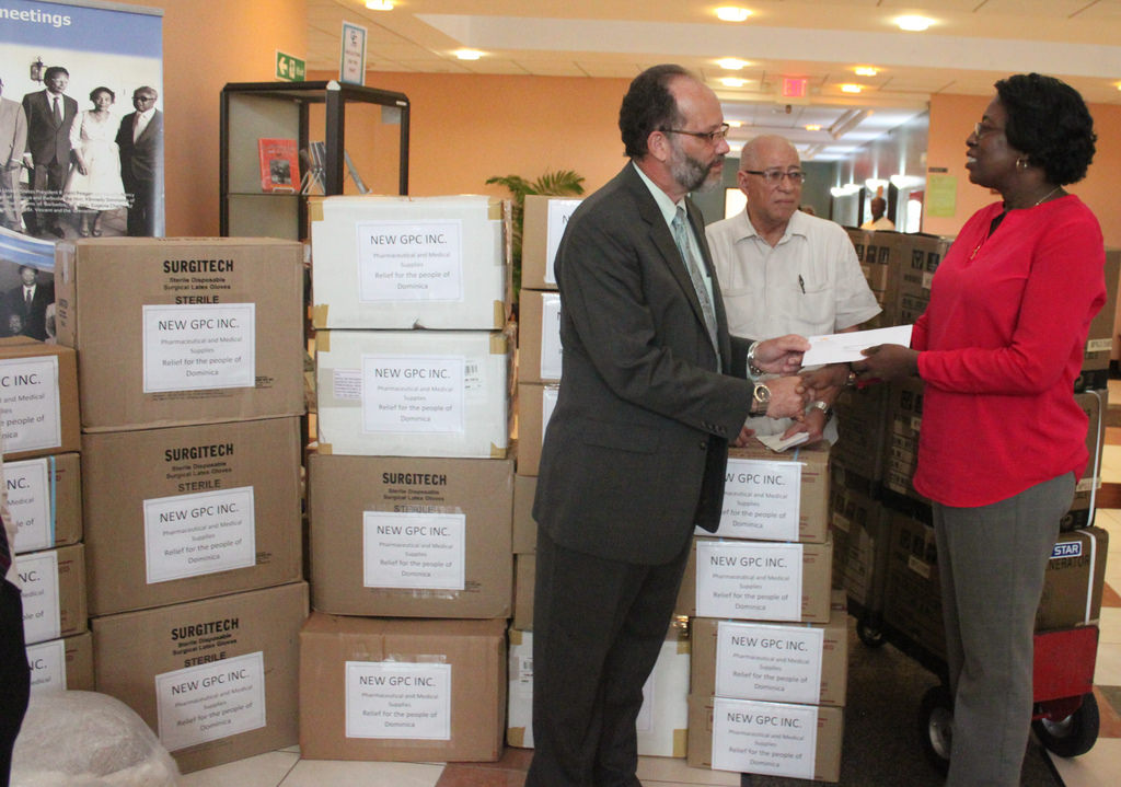 Photo of CARICOM SG receives Guyana Private Sector Commission donations for storm-hit Dominica