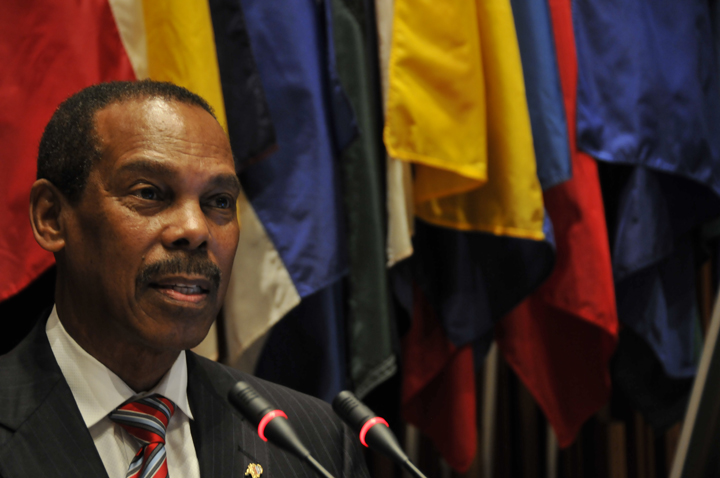 Photo of Message by UN Secretary-General Special Envoy for HIV in the Caribbean Edward Greene On the ocassion of World AIDS Day 2016