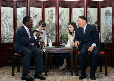 Photo of Grenada, China Sign MOU on Air Transport Cooperation
