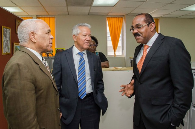 Photo of PM of Antigua to work with Jamaica to increase shipping revenue