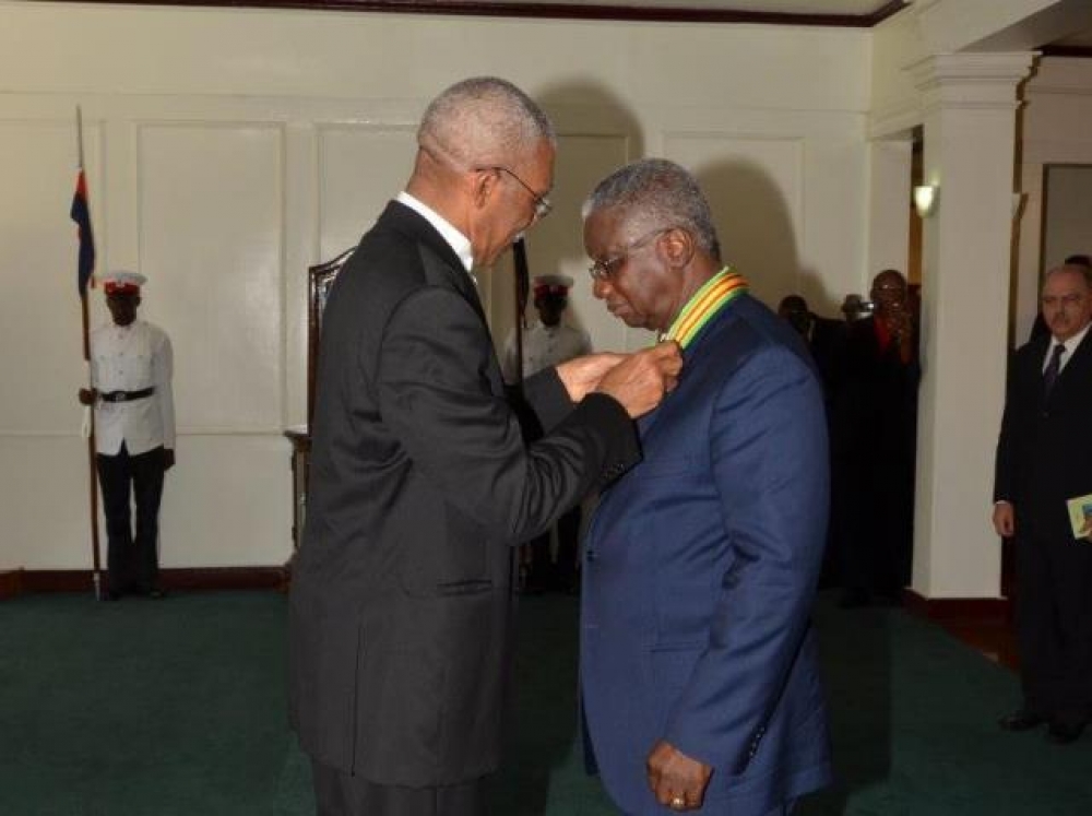 Photo of President Granger confers Order of Roraima on Barbados Prime Minister