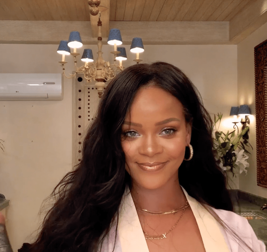 Photo of Rihanna champions right to education