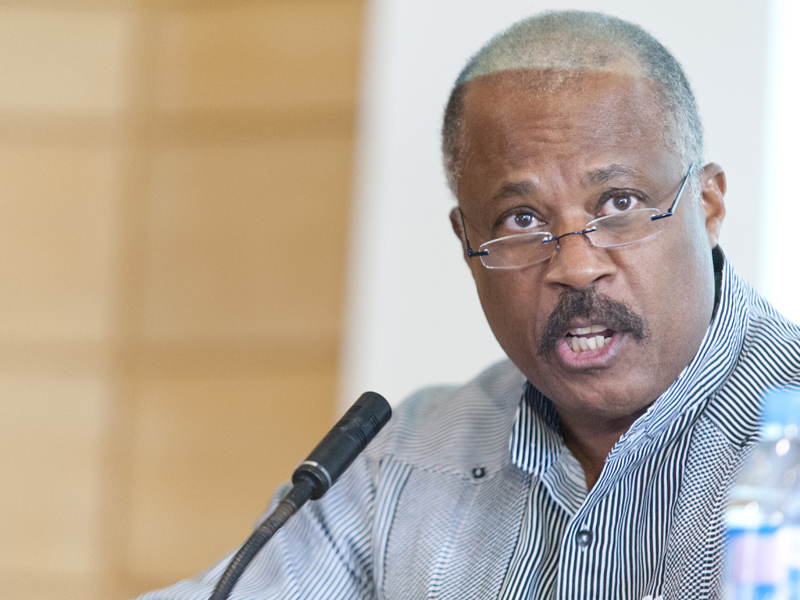 Photo of UWI Vice Chancellor commits support for C@ribNET